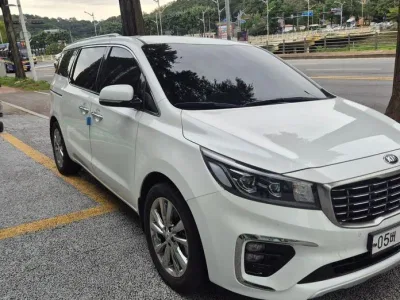 2019 Kia Canival 9-Seater Prstige, фото 3, лот 10777124