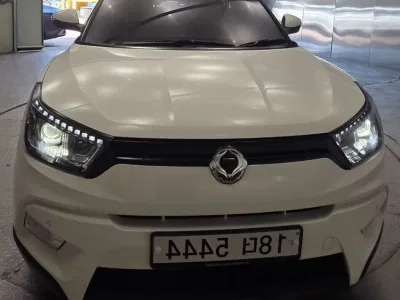 2015 Ssang Yong TIBOLI LX 2WD, фото 1, лот 10222312