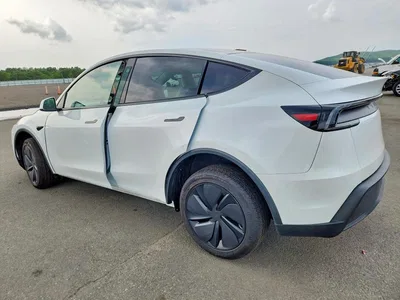 2026 TESLA MODEL Y, фото 2, лот 10853696