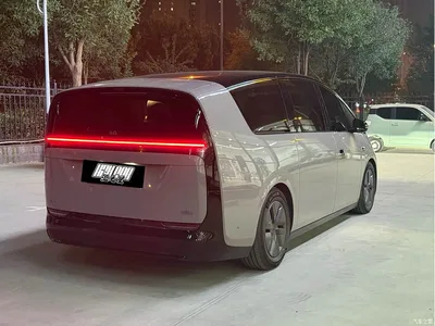 2024 Li Auto MEGA Ultra, фото 2, лот 11111087