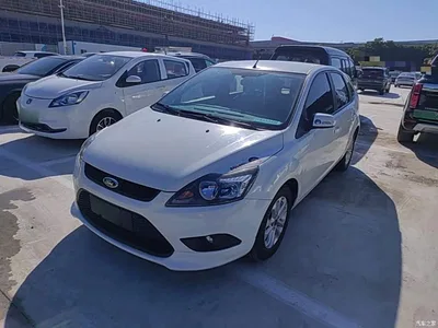 2013 Ford Focus Hatchback Classic 1.8L Automatic Base, фото 2, лот 11545329