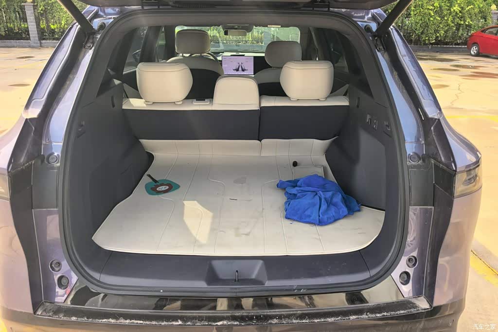 2026 Nissan NX8 Extended Range Edition, фото 4, лот 11202679