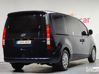2023 Hyundai Staria 4WD Tourer 9-Seater, фото 2, лот 10061208