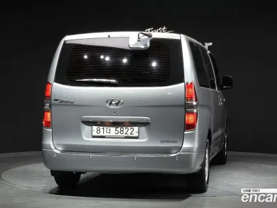 2015 Hyundai Starex 5-Seater VAN, фото 3, лот 10193358