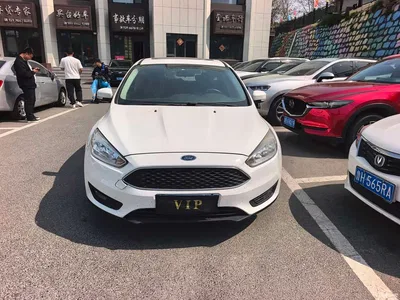 2015 Ford Focus Hatchback EcoBoost 125 Automatic Premium Trend, фото 2, лот 10280444