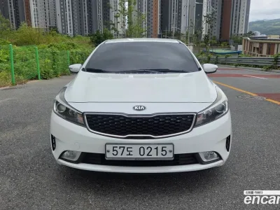 2016 Kia K3 Trendy, фото 1, лот 10225305