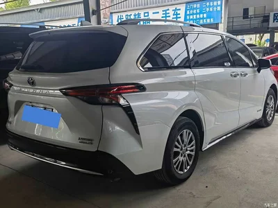 2023 Toyota Sienna 2.5L Hybrid Premium Edition, фото 3, лот 10324095