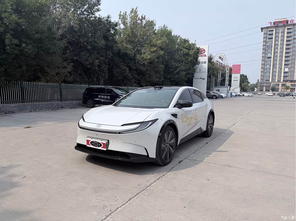 2025 Toyota bZ5 550 PRO Smart Edition, фото 1, лот 11174871