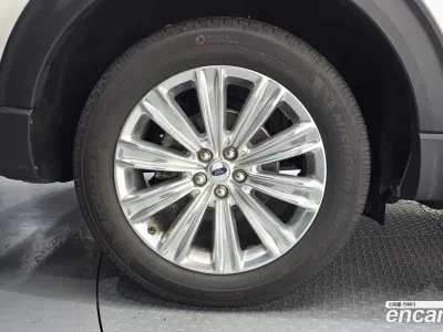 2023 Ford Explorer 2.3 LimIted 4WD, фото 4, лот 10126193