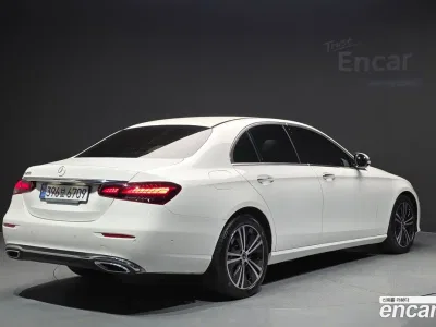2022 Mercedes-Benz E-Class E250 Avantgarde, фото 2, лот 10208158