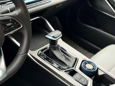 2023 Geely Emgrand 4th Gen Champion Edition 1.5L CVT Flagship, фото 3, лот 10304428