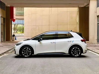 2025 Volkswagen ID.3 Facelift Smart Outstanding Edition, фото 2, лот 10425889