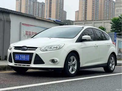 2012 Ford Focus Hatchback 1.6L Automatic Trend, фото 1, лот 10281105