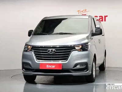 2021 Hyundai Starex Van 3-Seater, фото 3, лот 10604222