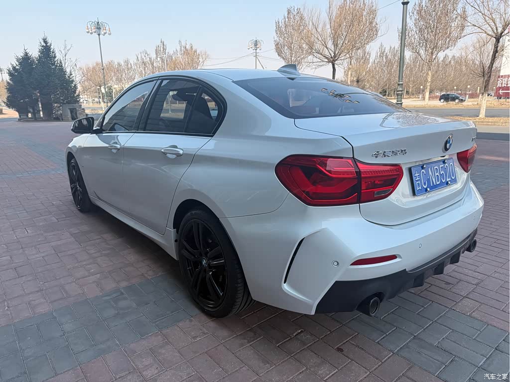 2021 BMW 1 Series 125i M Sport Black Night Edition, фото 3, лот 11223355