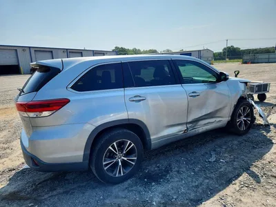2018 TOYOTA HIGHLANDER LE, фото 3, лот 10520178