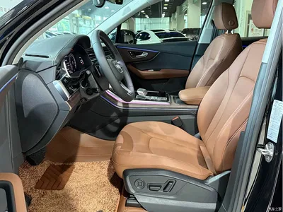 2025 Audi Q7 55 TFSI quattro S line Sport, фото 4, лот 10457455
