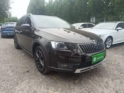 2018 Škoda Octavia Model Wagon TSI230 DSG Luxury Edition, фото 4, лот 10348277