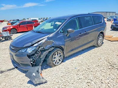2023 CHRYSLER VOYAGER LX, фото 1, лот 10864608