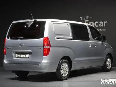 2017 Hyundai Starex 5-Seater VAN, фото 1, лот 10192792