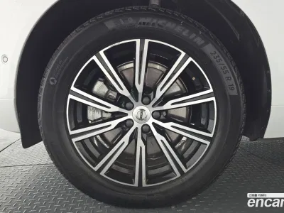2020 Volvo XC60 T6 Inscription, фото 4, лот 10122249