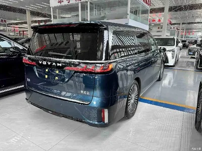 2025 Voyah Auto Voyah Dreamer PHEV AWD Flagship Kunpeng Edition, фото 4, лот 10358087