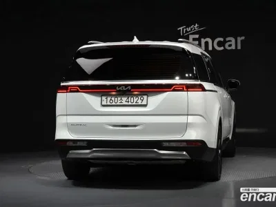2023 Kia Canival 9-Seater Signature, фото 4, лот 10197671