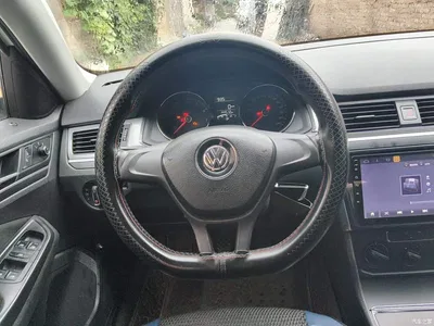 2016 Volkswagen Bora Model 1.6L Manual Fashion, фото 3, лот 10471657