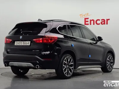 2022 BMW X1 xDrive 20i xLine, фото 1, лот 10065172