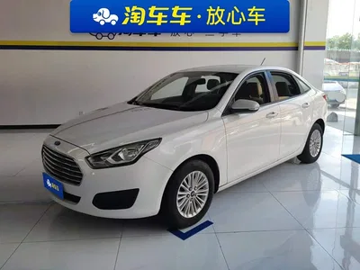 2017 Ford Escort Facelift 1.5L Automatic Comfort, фото 1, лот 10305784