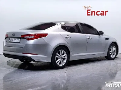 2011 Kia K5 2.0 Prestige, фото 1, лот 10054619
