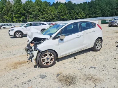 2015 FORD FIESTA SE, фото 1, лот 10535697