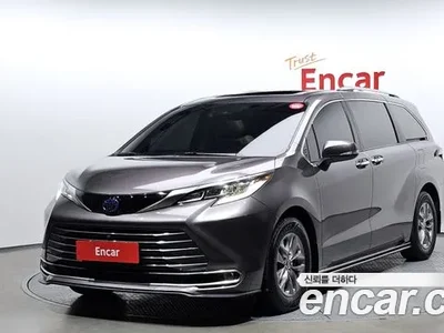 2023 Toyota Sienna 2.5 Hybrid AWD, фото 1, лот 10034175