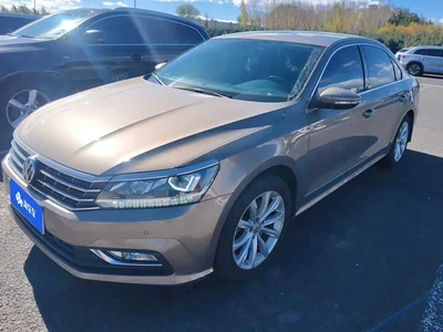2017 Volkswagen Passat 330TSI DSG Prestige, фото 1, лот 11459409