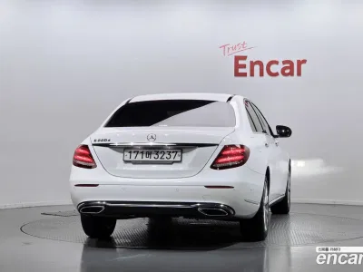 2019 Mercedes-Benz E-Class E220d Exclusive, фото 4, лот 10204153