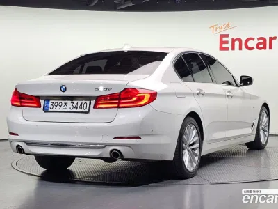 2018 BMW 5-Series 520d Luxury Plus, фото 1, лот 10057835