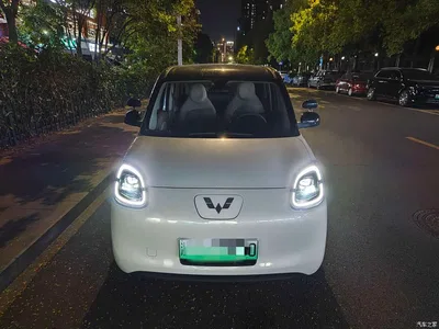 2025 Wuling Motors Hongguang MINIEV 4-Door Premium+ Edition, фото 2, лот 10663227