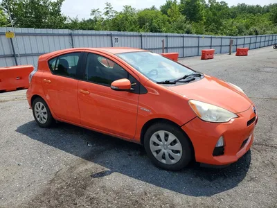 2013 TOYOTA PRIUS C TWO, фото 4, лот 10537881