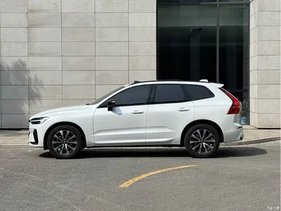 2023 Volvo XC60 B5 AWD Smart Premium Sport Edition, фото 4, лот 10365061