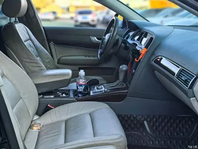 2010 Audi A6L 2.4L Luxury, фото 4, лот 10429140
