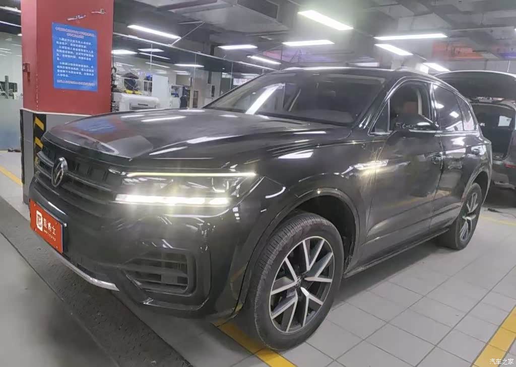 2020 Volkswagen Touareg 3.0TSI Enjoyment Edition China VI, фото 1, лот 11198695