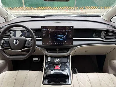 2024 Denza D9 DM-i 980 AWD Flagship, фото 4, лот 10449864