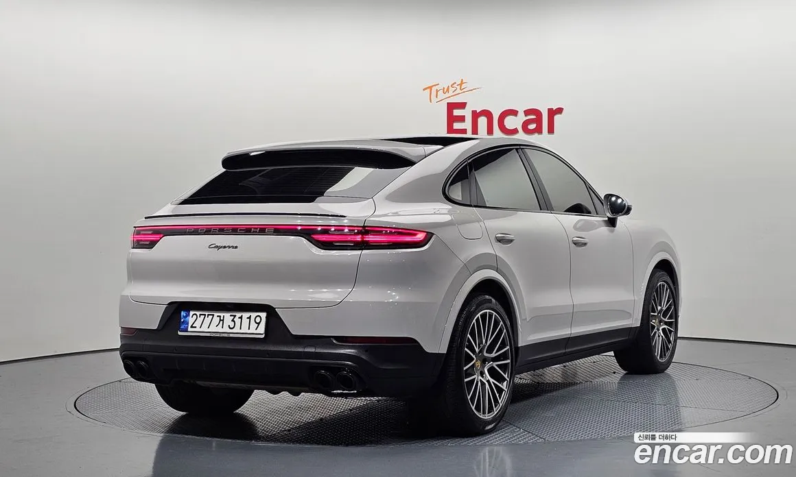 2023 Porsche Cayenne 3.0 COUPE PLATINUM EDITION, фото 2, лот 10178936