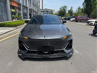 2023 Changan UNI-V 1.5T Luxury Edition, фото 2, лот 10249185