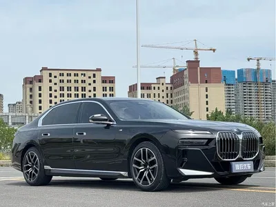 2023 BMW 7 Series Model 735Li M Sport Package, фото 3, лот 10449048