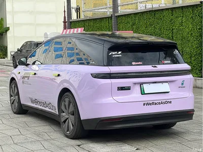 2025 Li Auto Li i8 Standard Edition, фото 4, лот 10899989