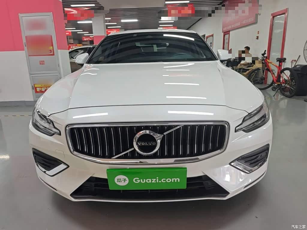 2021 Volvo S60 T4 Smart Elite Luxury, фото 3, лот 11215290