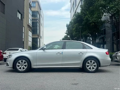 2011 Audi A4L 2.0 TFSI Comfort, фото 3, лот 10613023