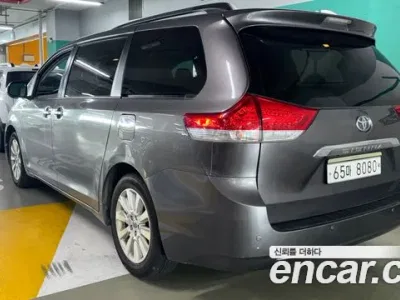 2014 Toyota Sienna 3.5 AWD, фото 4, лот 10034624