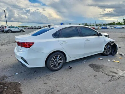 2024 KIA FORTE LXS, фото 3, лот 10784701